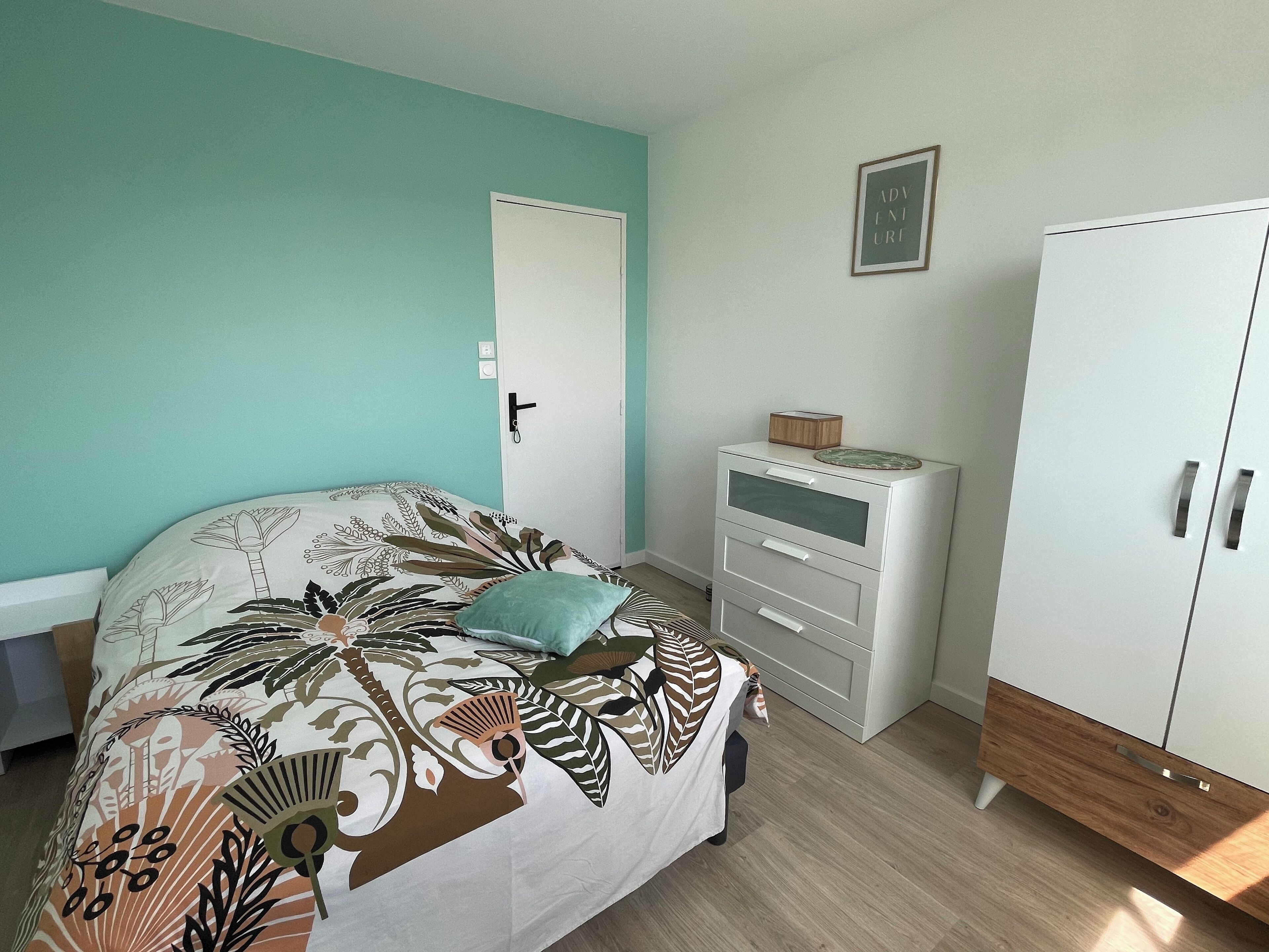 3 chambres, bureau, fer et planche à repasser, Wi-Fi gratuit