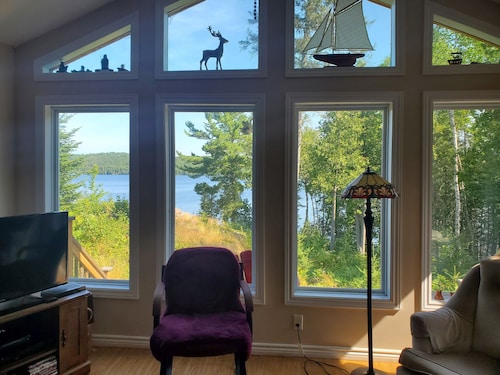 3 Bedroom 1.5 Bathroom Lakefront cottage. 270 ft. water line. Very private.