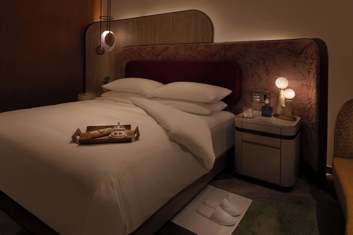 Frette Italian sheets, premium bedding, in-room safe