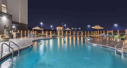 Cambria Hotel Pigeon Forge