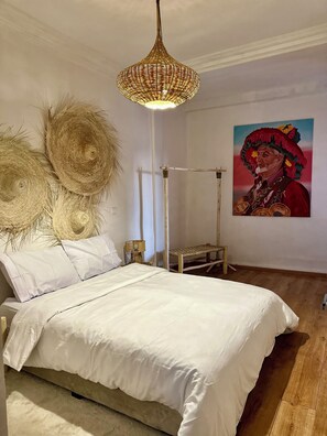 2 室のベッドルーム、WiFi、ベッドシーツ