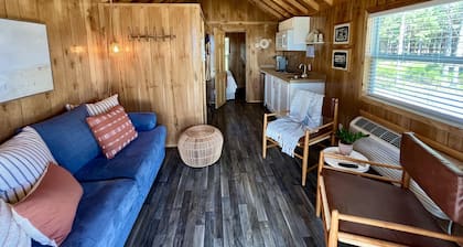 Deluxe Private Bedroom Cabin - Private Bedroom Cabin