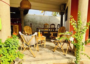 Outdoor dining - Lamistad, Entre la Lagune et la Plage de Ouidah ! (Ouidah)