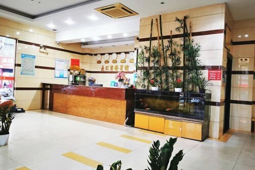 Changjiang Business Hotel