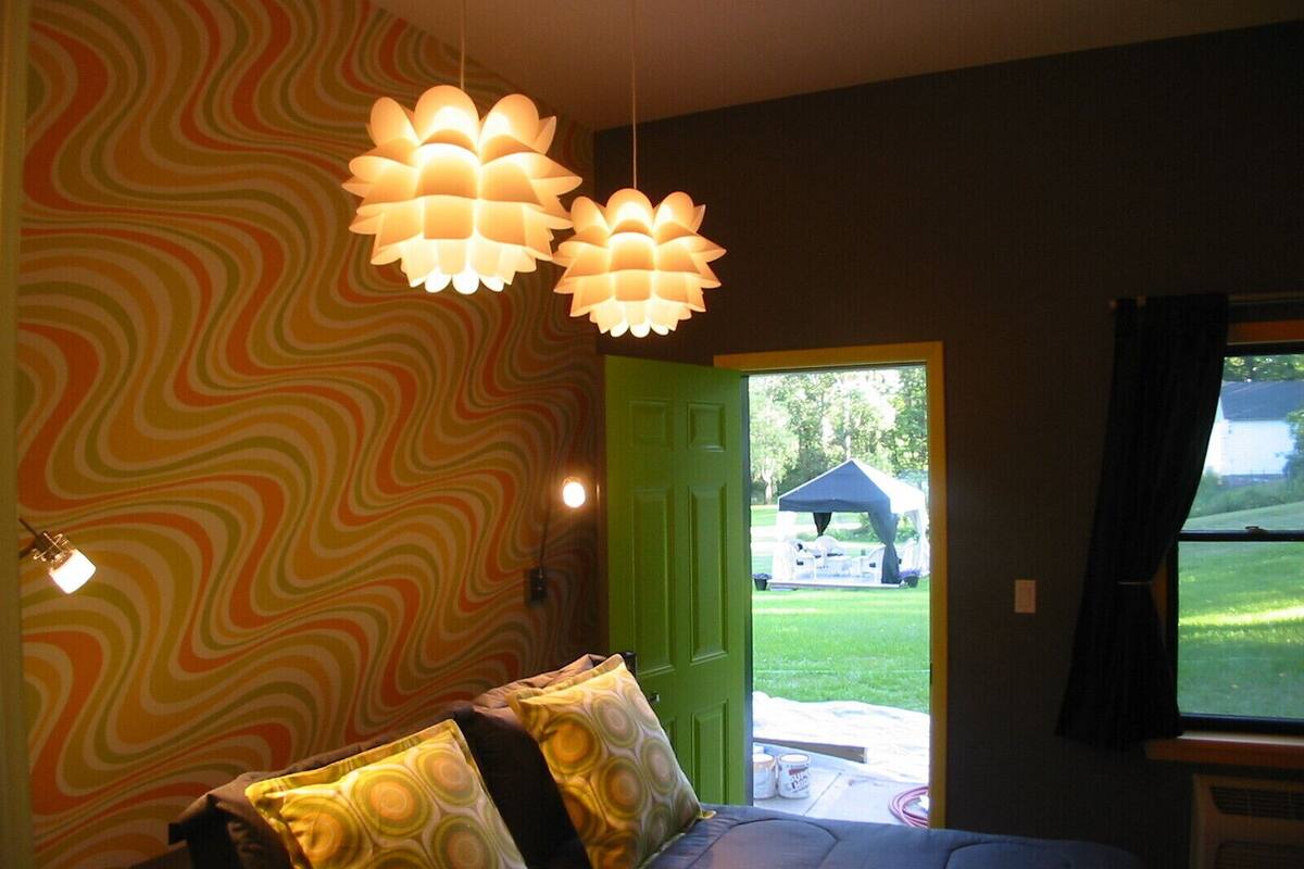 The Mod Pod | 2 bedrooms, desk, free WiFi, bed sheets