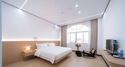 Ease Hotel Weizhou Island