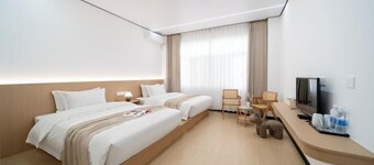 Ease Hotel Weizhou Island