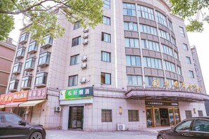 Exterior - Huamei Business Hotel (Tongxiang)