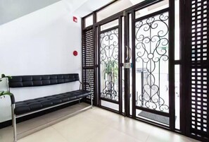 Interior - San Agustin Residences (Makati)