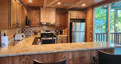 Tickfaw River House - sleeps 8- has 5 beds