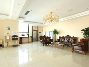 Lobby - Greentree Inn Beijing Changping District North China Electric Power University Business Hotel (Beijing)