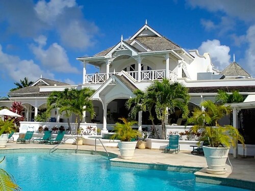 Palm Breeze Condo, Sugar Hill near Holetown - Beach Club Membership