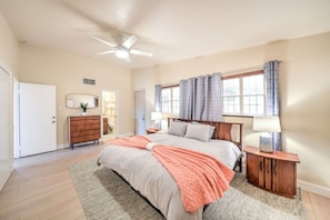 3 Schlafzimmer, Bügeleisen/Bügelbrett, WLAN, Bettwäsche