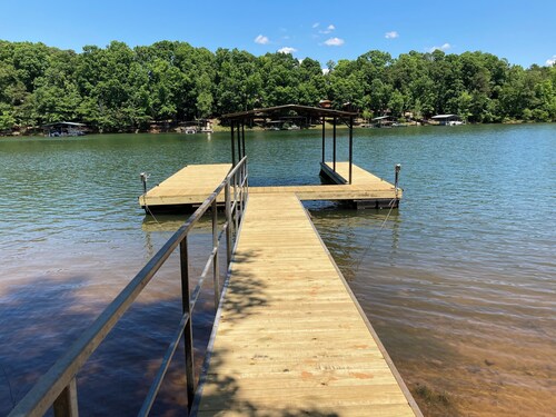 Summertime is calling! Relax at the Lake...