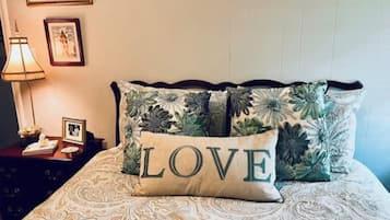 2 bedrooms, WiFi, bed sheets