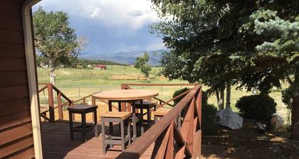 Charming 3-bedroom ranch house near enchanting Salida, CO.