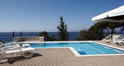 3BR Sea View Suite with Private Pool