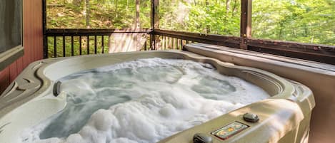 Bain à remous extérieur