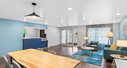 WoodSpring Suites Richmond Airport