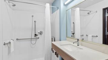 Towels, toilet paper