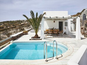 UppvÀrmd pool