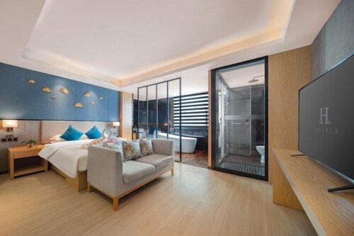 H Hotel (Xi'an Bell and Drum Tower Nanmenwai Northwest University Shuijing)