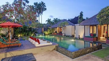 Nôi/giường cho trẻ sơ sinh