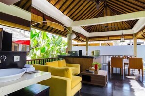 เปล/เตียงเด็กอ่อน