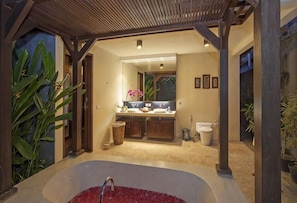 Cribs/infant beds - Imani Villas Bali (Bali)