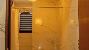 Superior Apartment, Multiple Beds, Kitchen, City View | Bathroom | Shower, hair dryer, towels, soap