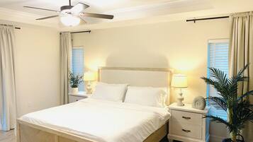 4 bedrooms, desk, iron/ironing board, travel crib