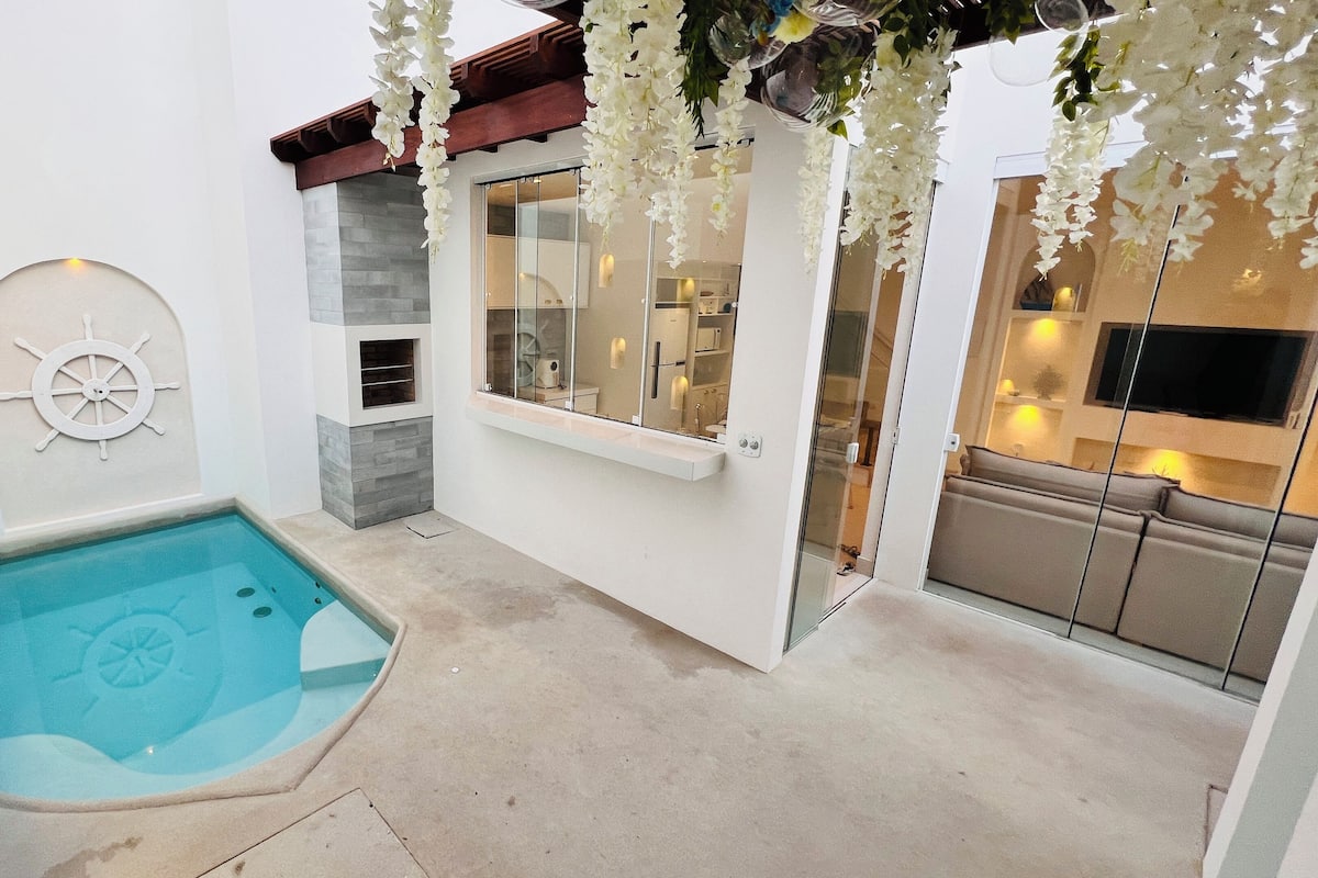 Exclusive House | Living area