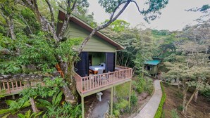 Cabane Familiale, balcon, vue jardin | Vue depuis le balcon