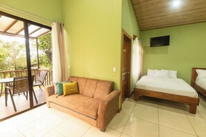 Family Cabin, Balcony, Garden View | Hypo-allergenic bedding, down comforters, desk, laptop workspace - Casas Clusia Monteverde (Monteverde)