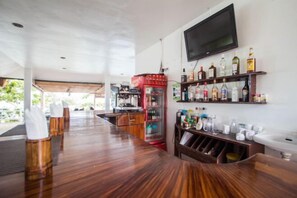 Bar (en la propiedad)