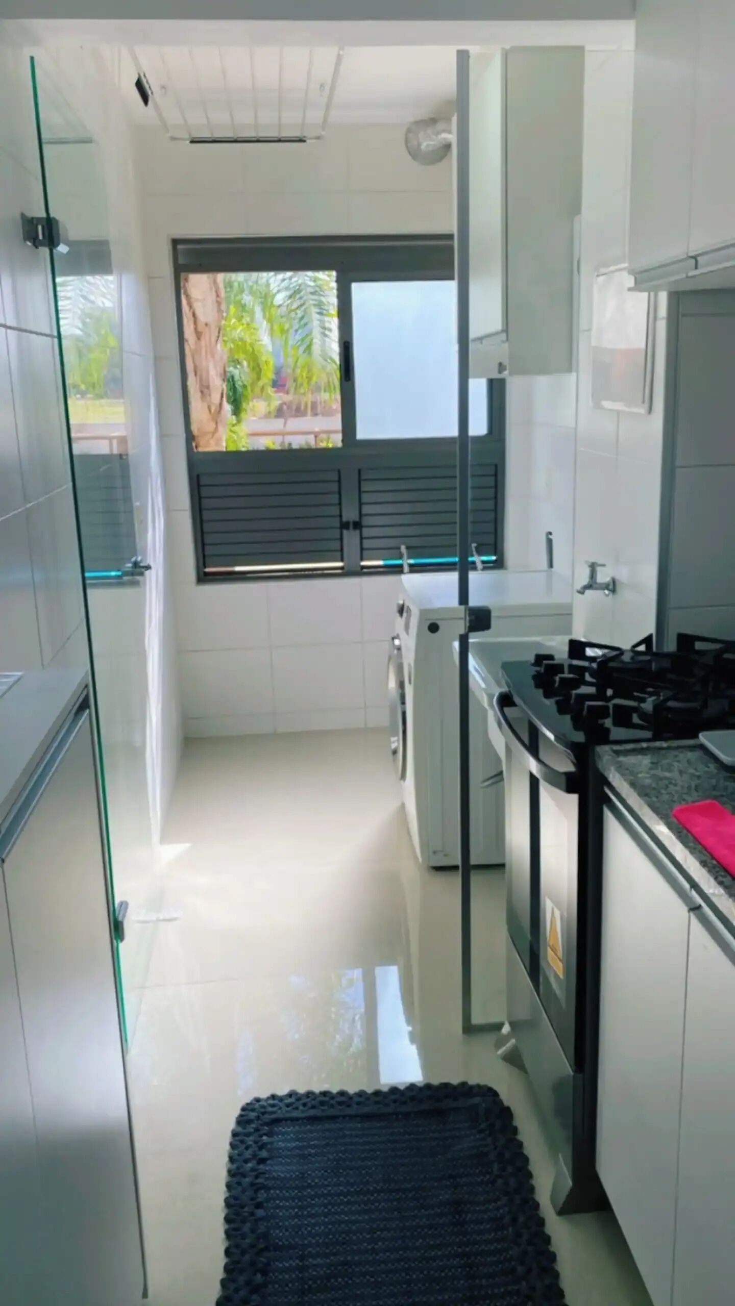 Micro-ondas, fogão, cooktop, torradeira