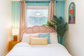 4 dormitorios, tabla de planchar con plancha, cuna de viaje y wifi