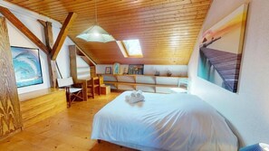 6 habitaciones, tabla de planchar con plancha y wifi gratis 