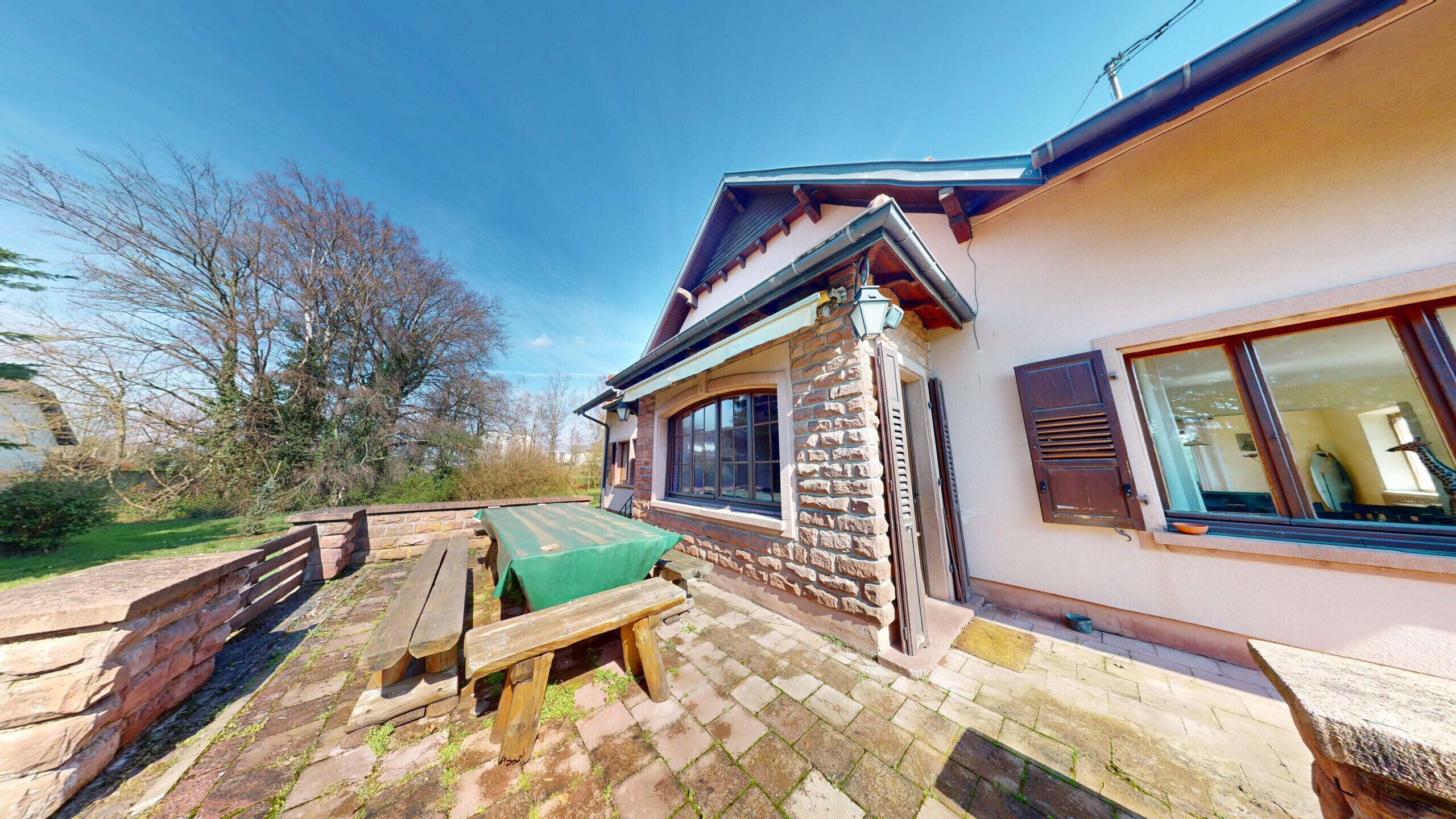 Restauration extérieure