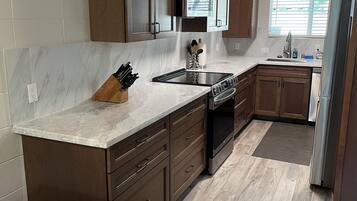 Microwave, oven, stovetop, dishwasher