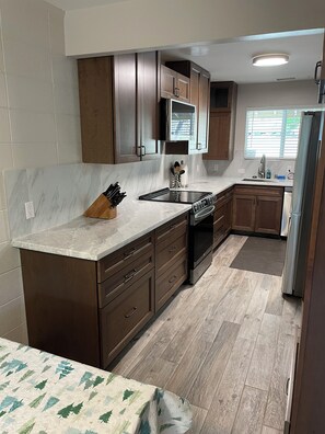 Microwave, oven, stovetop, dishwasher