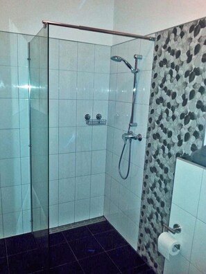 Comfort Room, Resort View | Bilik Mandi