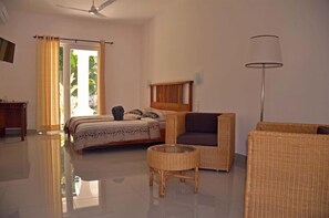 Comfort Room, Resort View | 1 bedroom, in-room safe, desk, laptop workspace - Hotel Samsara (Aluthgama)