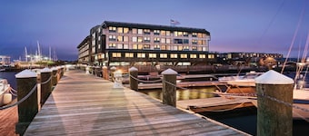 1 Bedroom Nautical New England Escape At Wyndham Inn on Long Wharf