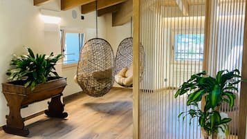 Sauna, bain Ă remous, hammam