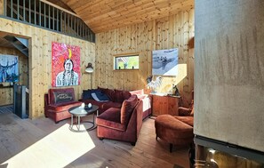Fernseher, Kamin