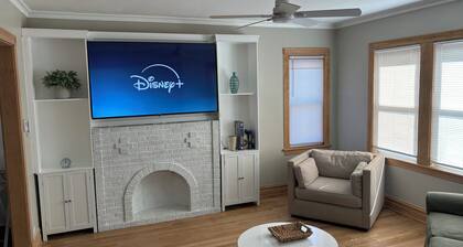 Updated Chicago Bungalow on a Beautiful and Calm Neighborhood Greenway Boulevard