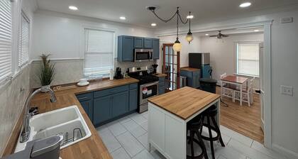 Updated Chicago Bungalow on a Beautiful and Calm Neighborhood Greenway Boulevard