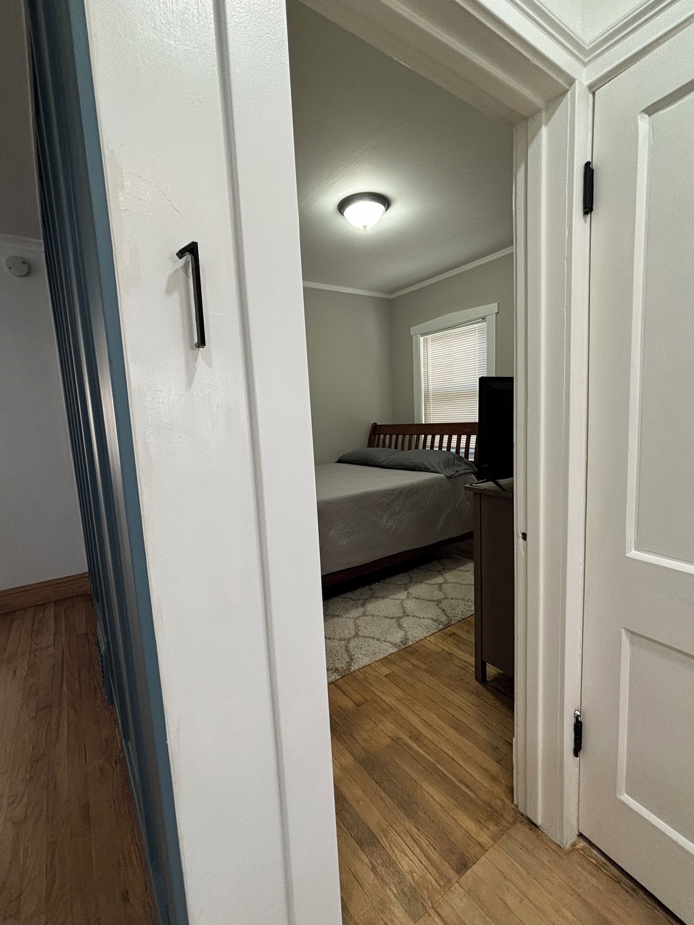 3 多间卧室、客房内保险箱、熨斗/熨衣板、免费 WiFi