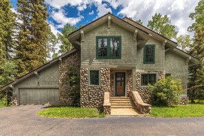 Exterior - Starry Nights & Snowy Days So Close to Slopes (Telluride)